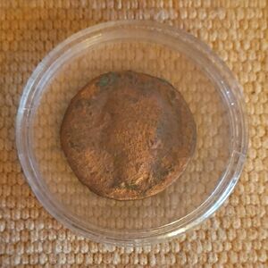 Antique Julius Caesar COPPER Coin circa 100-44BCE